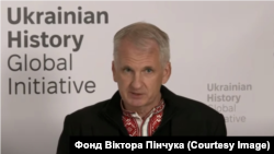 Американский историк Тимоти Снайдер во время презентации проекта «Украинская история: глобальная инициатива» в Британском музее в Лондоне 27 ноября 2023 года