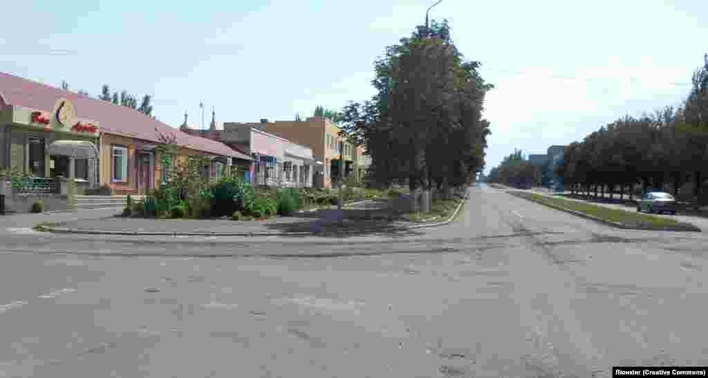 A row of shops that now no longer exist, in Maryinka in August 2014.&nbsp; &quot;I could never have imagined that Maryinka would soon not have a single resident, not a single surviving house,&quot; Grom says.&nbsp;