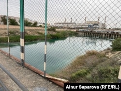 The former Mangystau Nuclear Power Plant (MAEK) in Aqtau desalinates water from the Caspian Sea. Combined heat and power plants use water from the Caspian to cool their reactors and turbines.