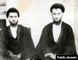 Khomeini and Lavasani are believed to have been close friendsfrom the 1920s.