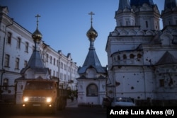 The premises of the monastery suffered from artillery shelling and air attacks.