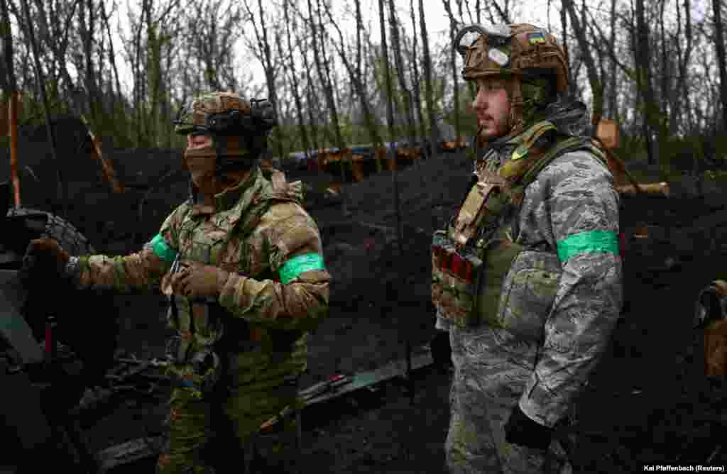 Kyiv had appeared likely to abandon Bakhmut at the end of February but announced in March that it would fight on in hopes of inflicting higher casualties on Moscow&#39;s forces.