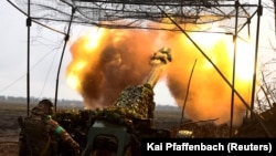 Ukraine Pounds Russian Positions Near Bakhmut As Moscow's Forces Gain Ground