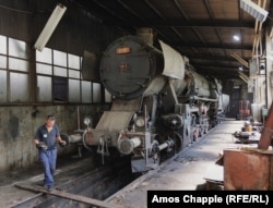 A Kriegslok at the maintenance station near Tuzla.