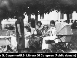 Even the nursemaids of Romania are attractive. Here is a group in Sinaia.