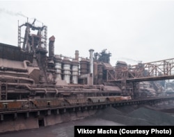 Blast furnaces in Azovstal and one of the railways that runs through the massive site