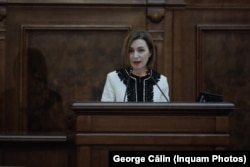 Moldovan President Maia Sandu addresses the Romanian parliament on November 1.