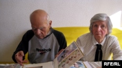 Emin Milli's parents, Pasha Abdullayev and Natella Abduallyeva, in Baku in February