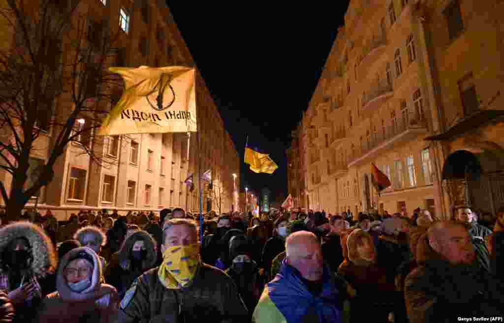 In the evening of February 18, a rally was held to commemorate the victims.