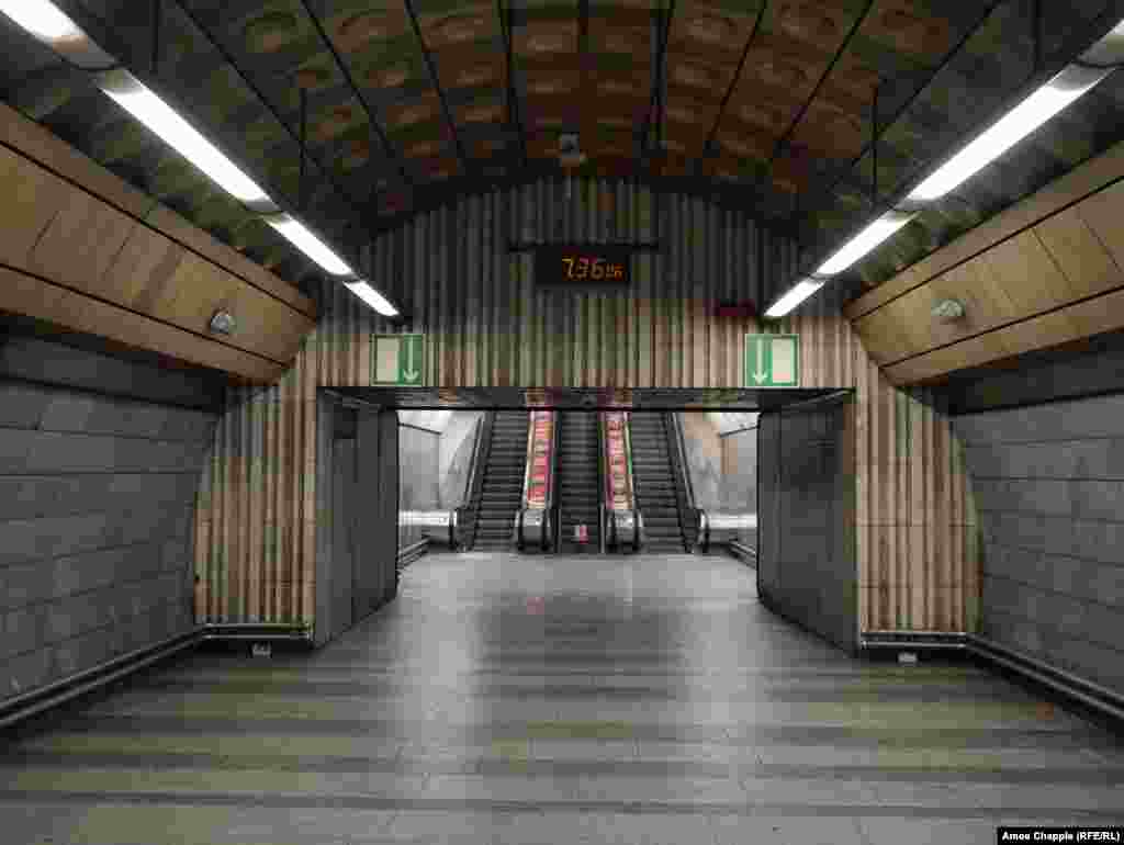 A Prague subway station in the center of the Czech capital.&nbsp; &quot;When the highest degree of readiness is reached, closing the shelter is a matter of a few minutes,&quot; the Prague City Transport Company spokesperson told RFE/RL, before adding, &quot;it is not possible to use the metro to hide in the event of a so-called sudden attack.&quot; &nbsp;