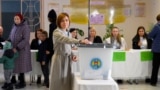 In Moldovan Presidential Runoff, Incumbent Warns Of Vote Buying While Her Rival Denies Russia Ties