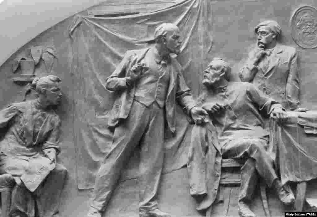 A detail of the museum exterior depicting a scene from Lenin&#39;s life The museum was shut down and its artifacts sent to museums after the November 1989 Velvet Revolution.&nbsp;