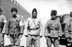 Mongolian soldiers photographed in the 1930s