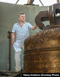 Valery Anisimov at his bell foundry near Voronezh