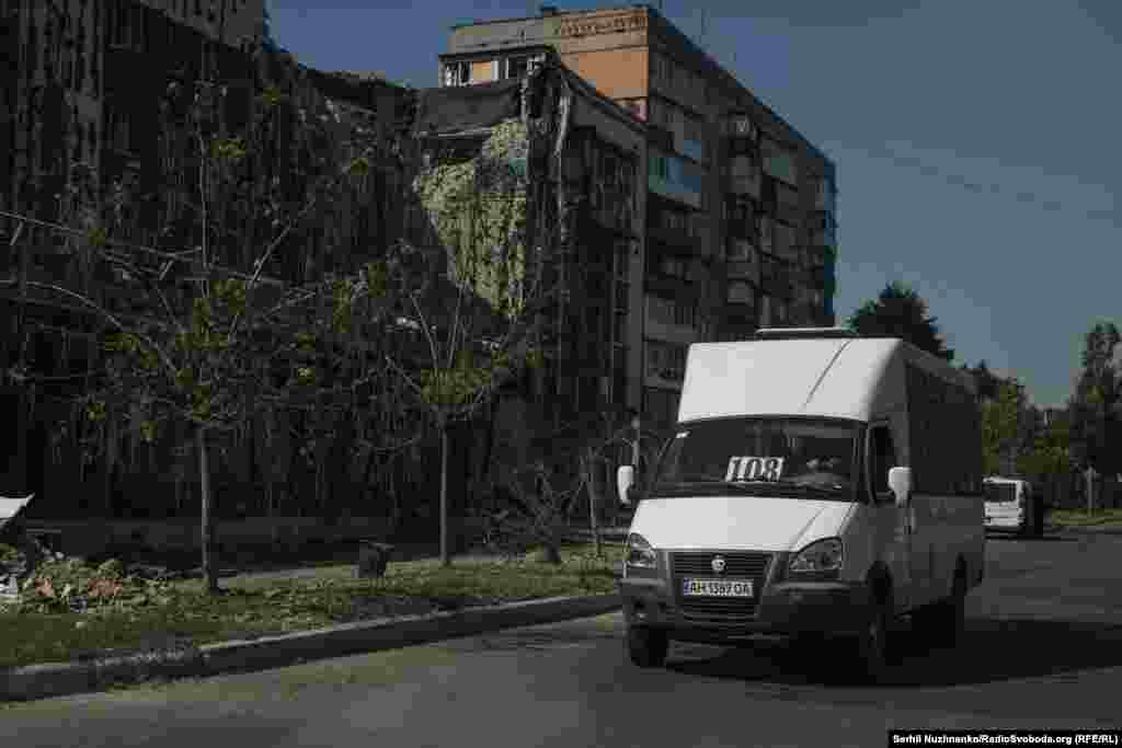 Shuttle taxis run several hours a day. Three main bridges were destroyed in the city.