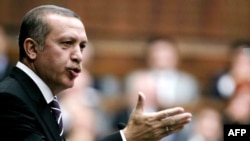 Turkish Prime Minister Recep Tayyip Erdogan: "Respectable fans."