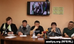 Beryozovka residents hold a press conference in Oral in January 2015 about the illness affecting locals.