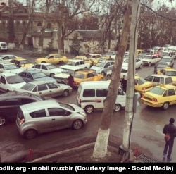 A traffic jam in Samarkand, Uzbekistan.