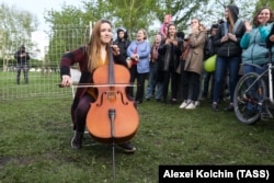 Many of the protesters in Yekaterinburg were young.