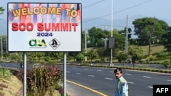 Thousands of security officers have Islamabad locked down on October 15.