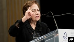 Iranian Nobel Peace Prize laureate Shirin Ebadi (file photo)