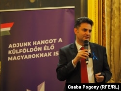 Opposition candidate Peter Marki-Zay speaking in central London in January.