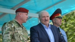 Belarusian President Alyaksandr Lukashenka (center)