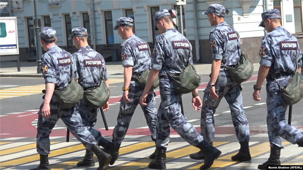 Russian police move into position ahead of the protest rally, which had been called for by opposition politician Aleksei Navalny.&nbsp;