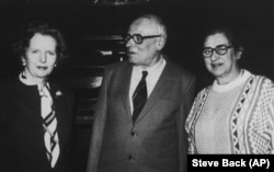 Sakharov and Bonner meet Margaret Thatcher during the British prime minister's visit to Moscow in March 1987.