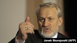 Exiled member of the Chechen separatist government, Akhmed Zakayev, was also criticized by the grand mufti.