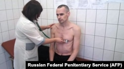 In this image released by the Federal Penitentiary Service in Russia's Yamalo-Nenets region on September 29, Oleh Sentsov undergoes a medical examination at a state hospital in Labytnangi.