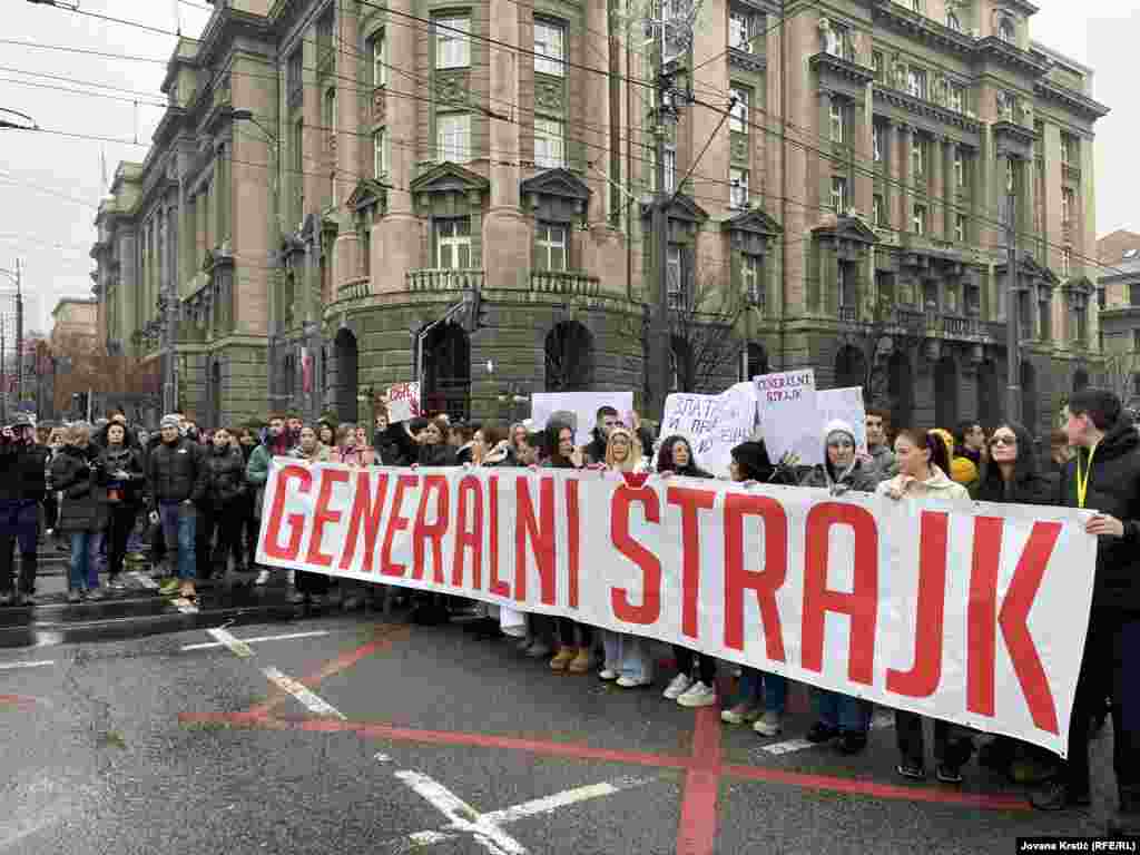 Calling for a general strike, they urged citizens to refrain from going to work, shopping, or making any other financial transactions. &nbsp;