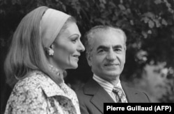 Farah Diba with her husband, Shah Mohammed Reza Pahlavi, in Morocco shortly after they had fled Iran in January 1979.